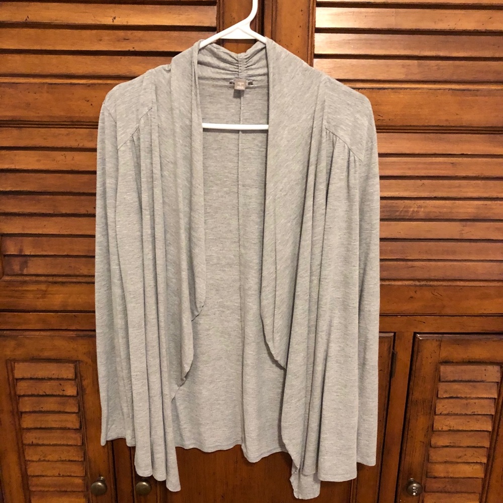 J.Jill Gray 🩶  Lightweight Wrap - Size Small